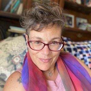 Meet your Posher, Jen